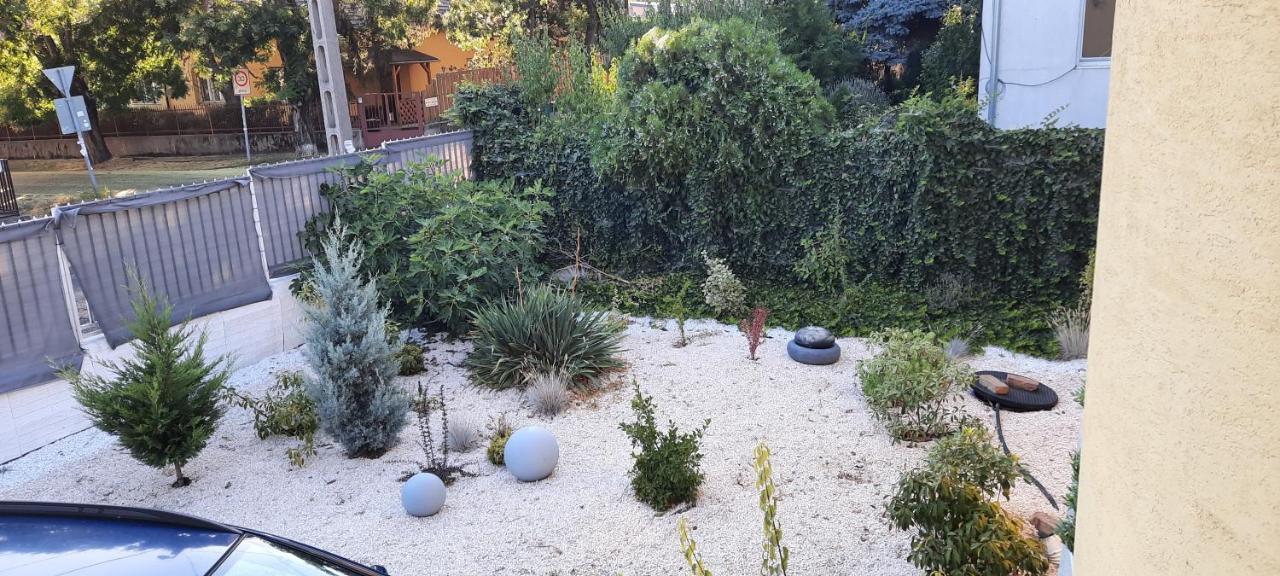 Hi-Bp Garden City Batsanyi Apartment 3 Rooms, Apartment Upstairs Near The City Train With Free Parking Budapeste Exterior foto
