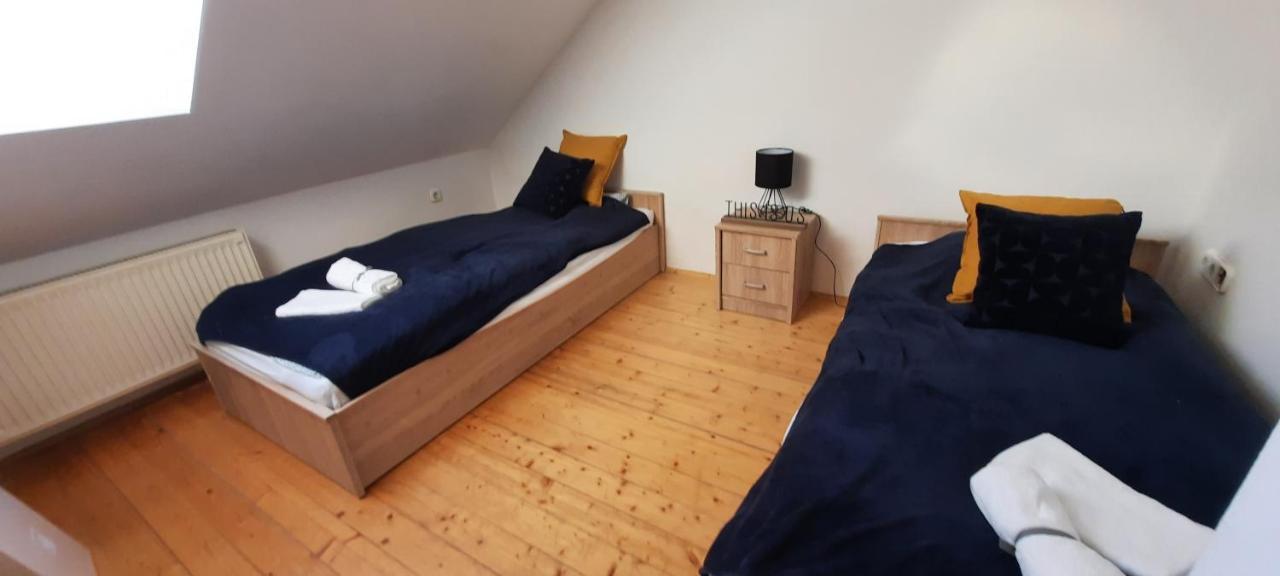 Hi-Bp Garden City Batsanyi Apartment 3 Rooms, Apartment Upstairs Near The City Train With Free Parking Budapeste Exterior foto