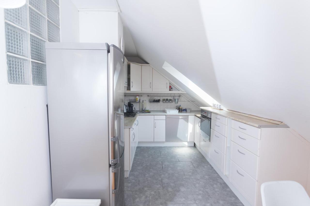 Hi-Bp Garden City Batsanyi Apartment 3 Rooms, Apartment Upstairs Near The City Train With Free Parking Budapeste Exterior foto